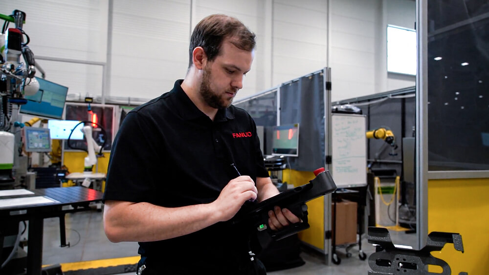 Innovation Lab FANUC Employee