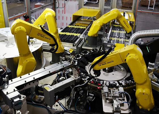 FANUC LR Mates assembling stainless tubes