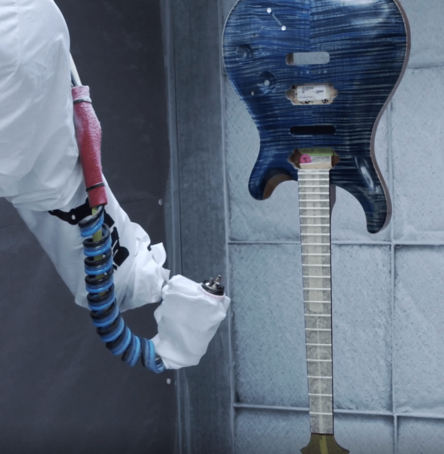 FANUC Robot painting guitar