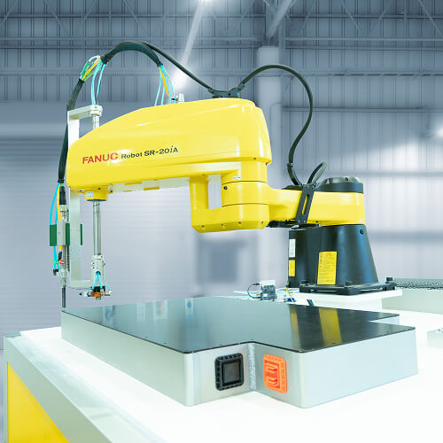 SR-20iA Assembling EV Battery Pack