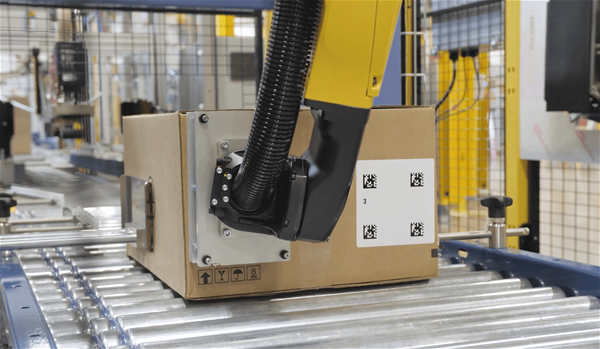 robotic-labeling-machine