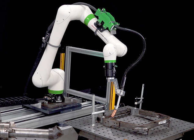 CRX-10iA/L 7th Axis Welding