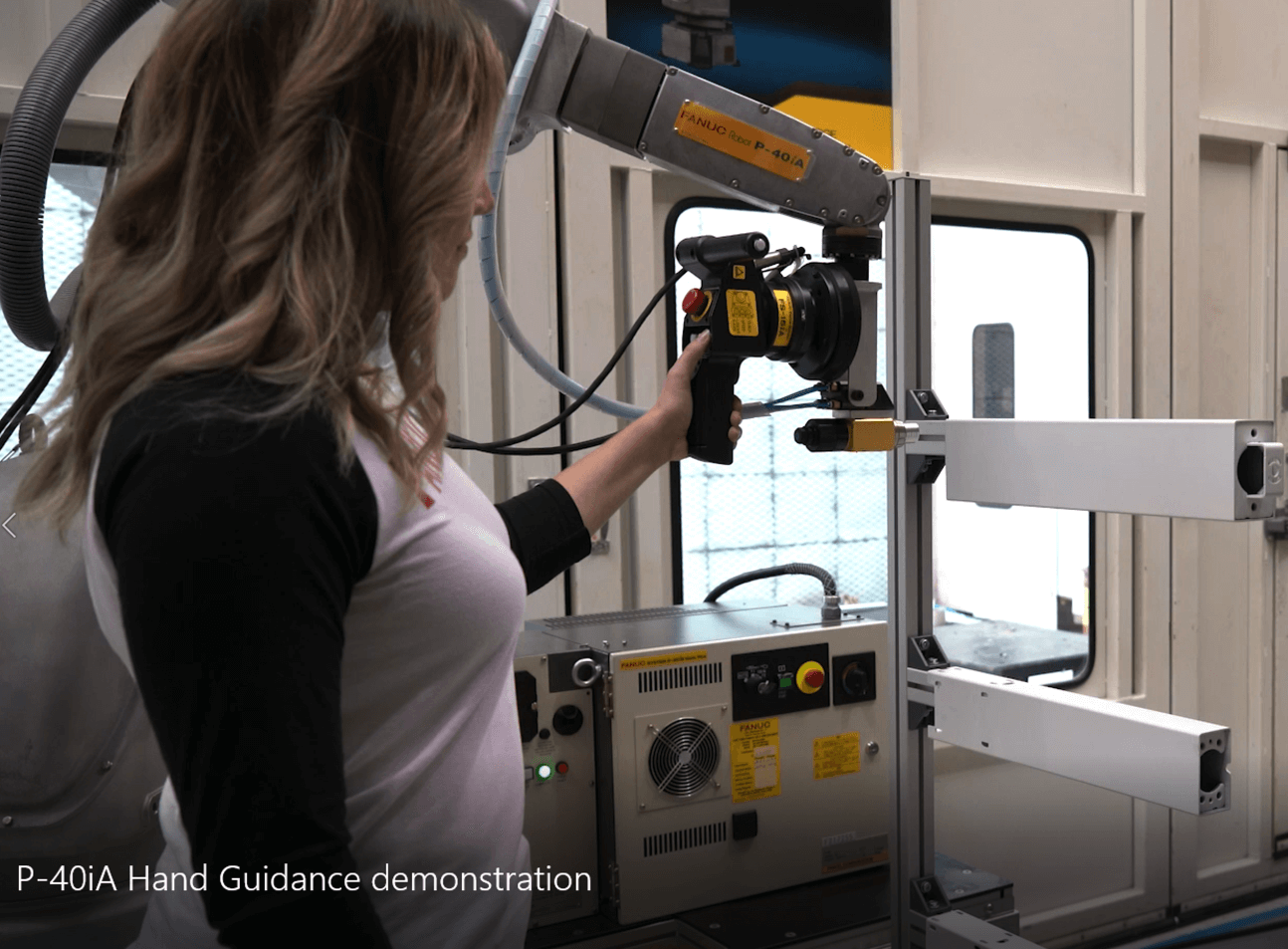 P 40i A Hand Guidance Demonstration