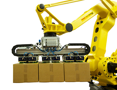 M 410ic gripper with boxes