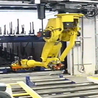 M 900 robot upside banner