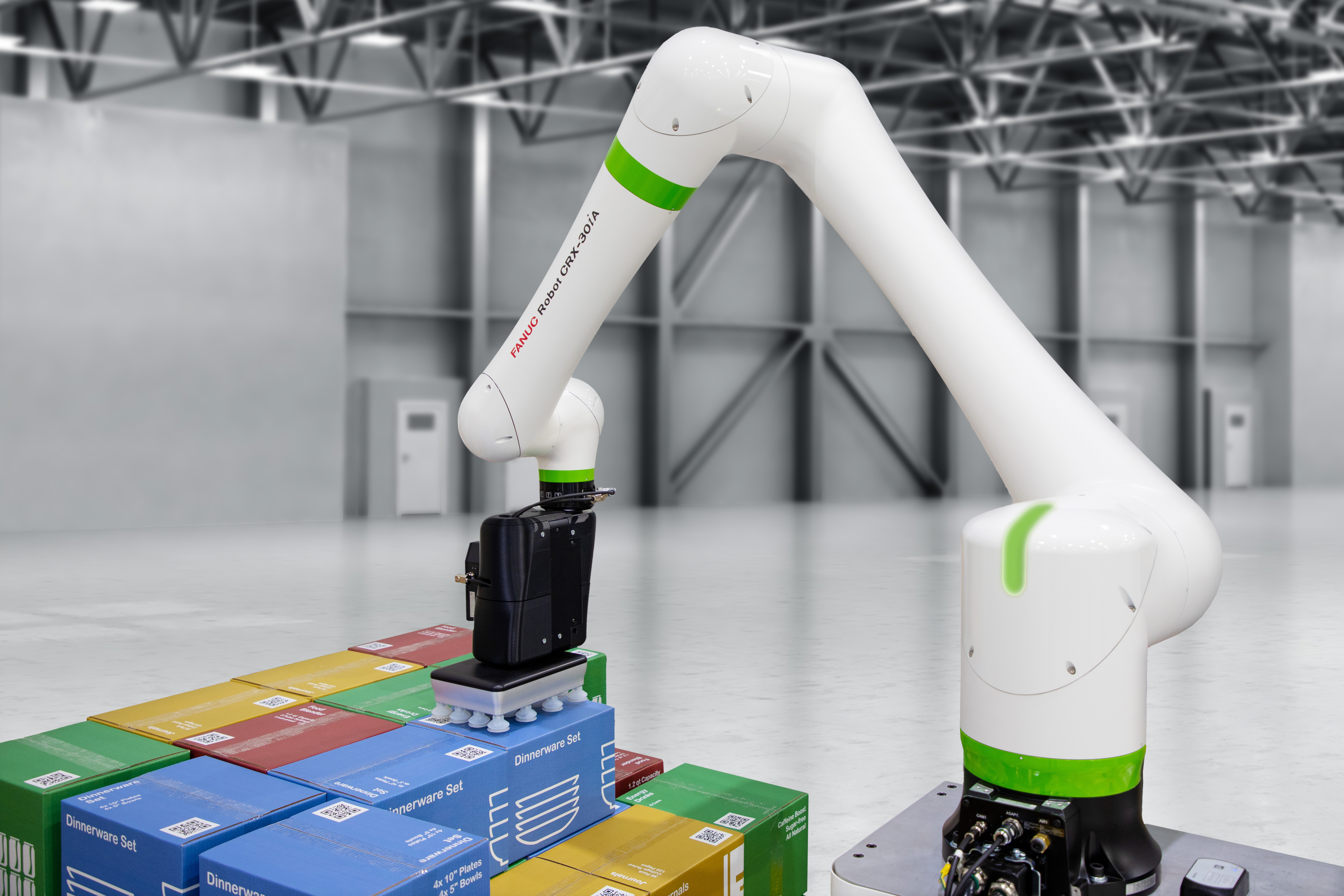 CRX 30i A AMR Palletizing Closeup
