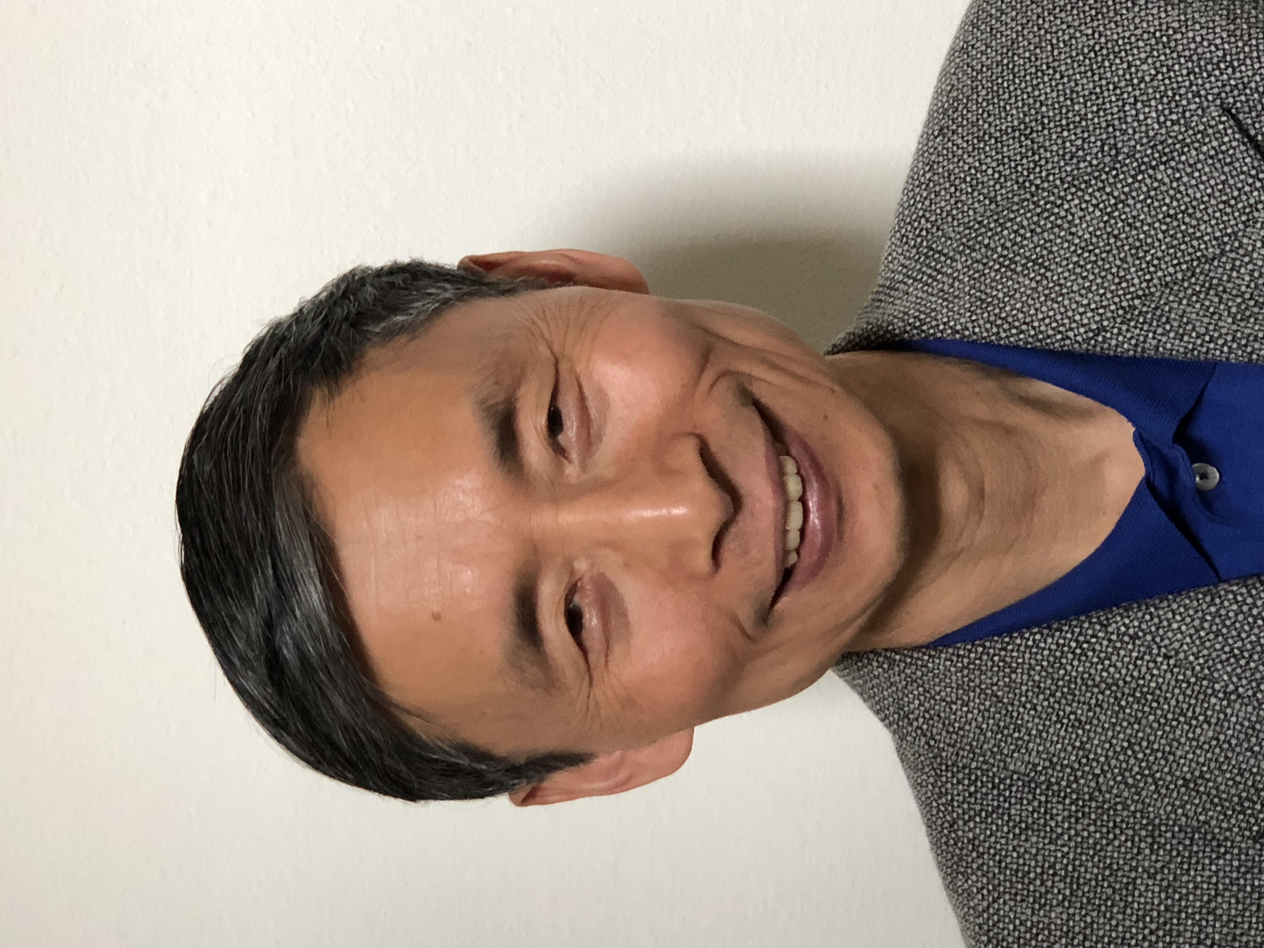 Longxiang Yang